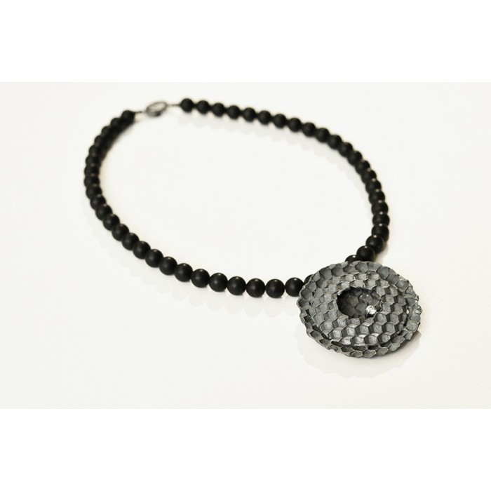 NECKLACE 'GRAVITATING OBJECTS' NECKLACE 'GRAVITATING OBJECTS'